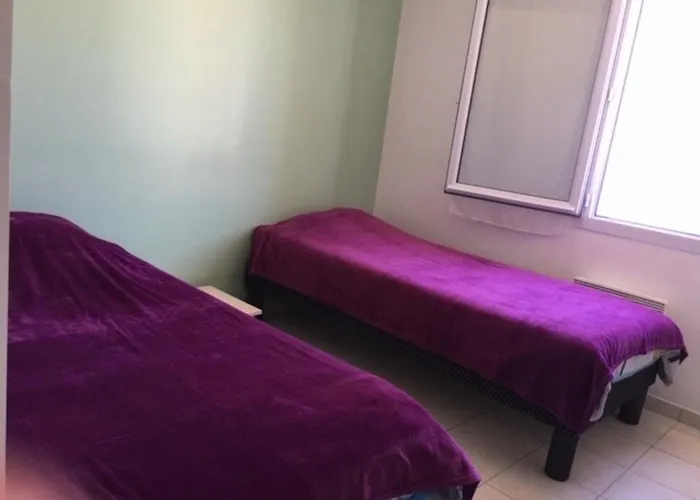 Agreable A 700m De La - Fr-1-336-161 Nyaraló *